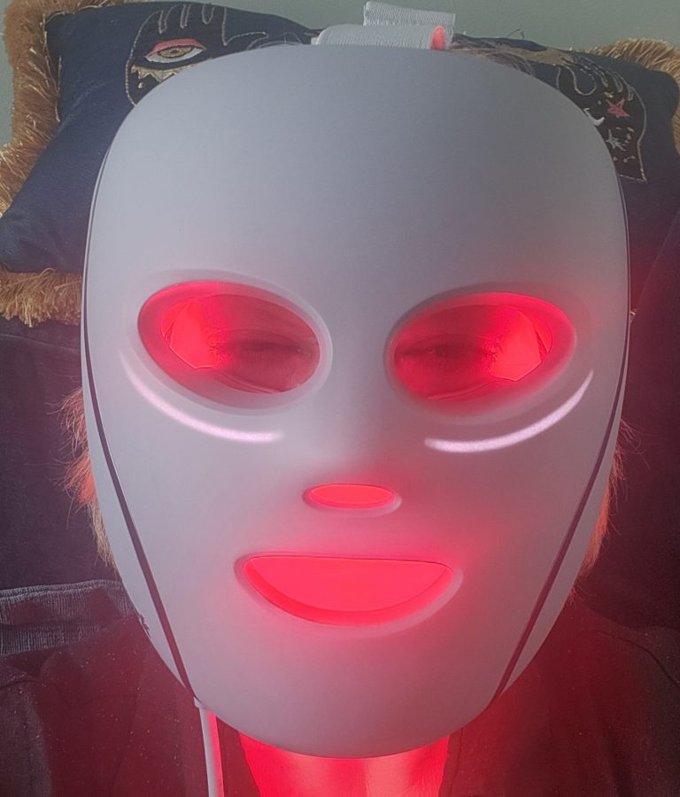 Shark CryoGlow LED Face Mask Review: Is It Worth It After 50?